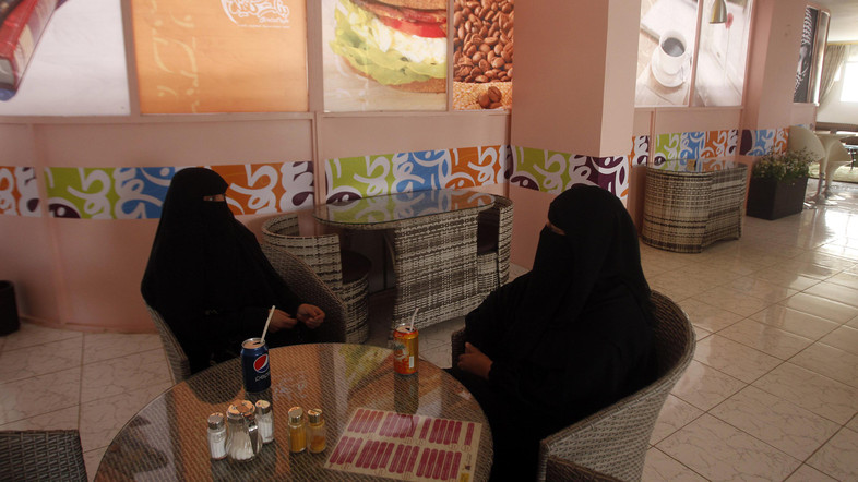 Yemen Internet cafe